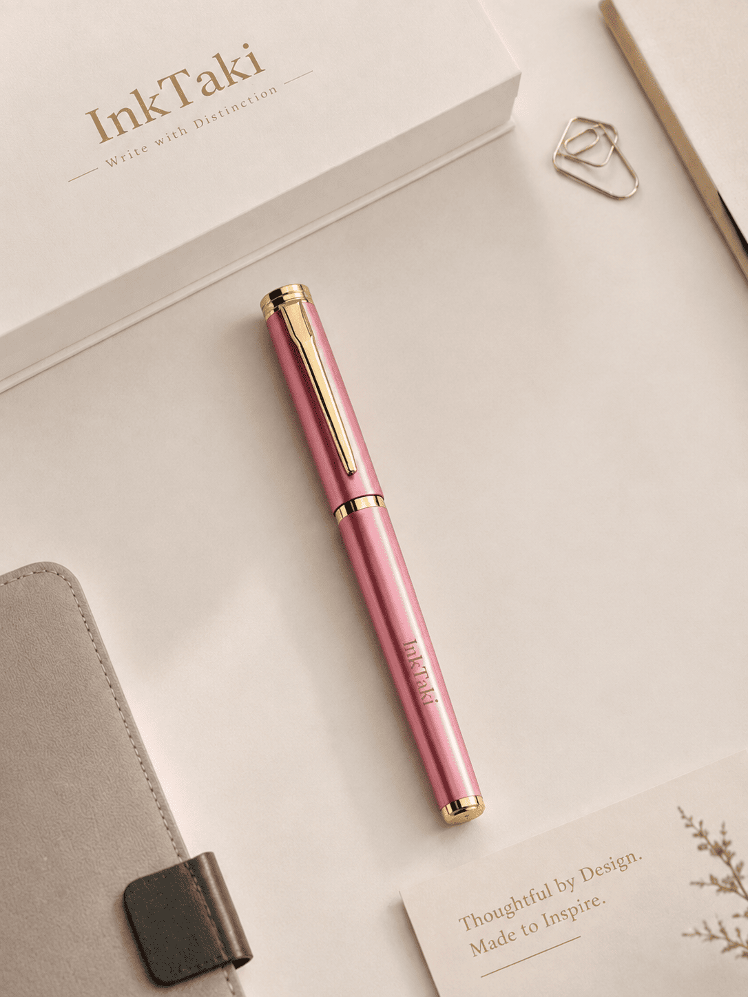 Pluma estilográfica personalizada con logotipo grabado